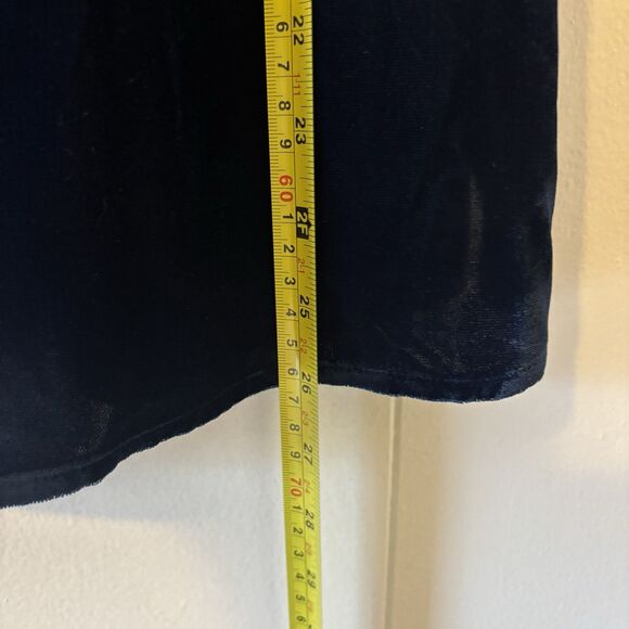 NEW Soft Surroundings Large Blue Velvet Floral Embroidered Boho Top Short Sleeve - Picture 10 of 12